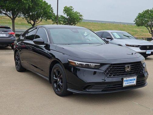 Crystal Black Pearl 2023 Honda Accord EX