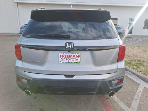 Lunar Silver Metallic 2023 Honda Passport AWD Elite