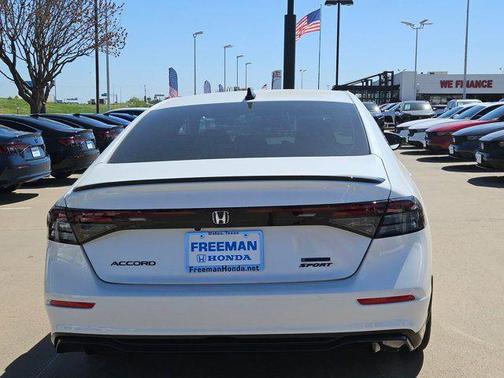 Platinum White Pearl 2026 Honda Accord Hybrid Sport-L