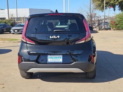 2024 Kia Soul LX