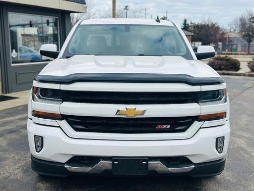 White 2018 Chevrolet Silverado 1500 LT
