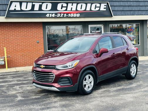 Burgundy 2017 Chevrolet Trax LT
