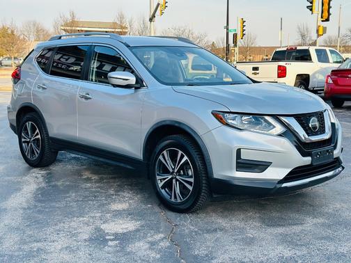 2020 Nissan Rogue SV