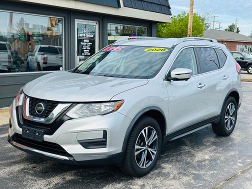 Silver 2020 Nissan Rogue SV SUV