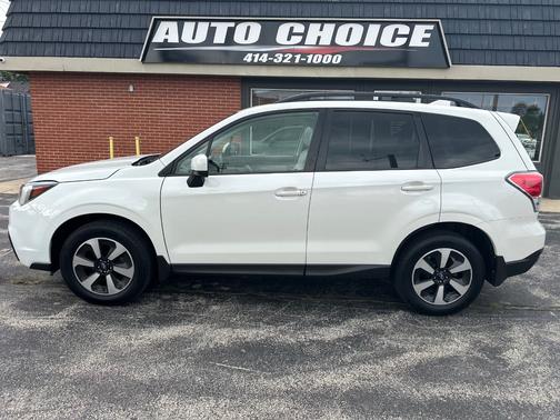 WHITE 2018 Subaru Forester 2.5i Premium