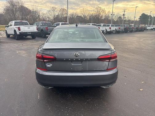2020 Volkswagen Passat 2.0T R-Line