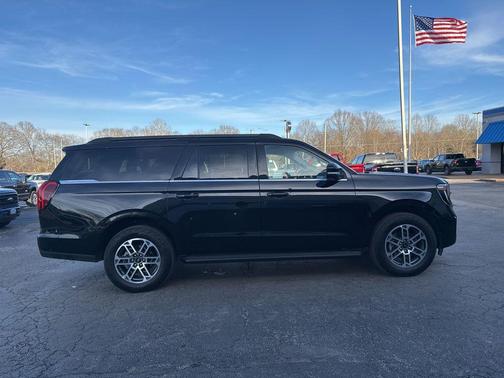 2025 Ford Expedition Max Active 4x4