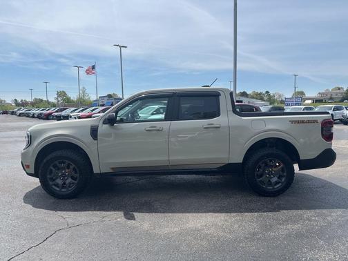 Desert Sand 2025 Ford Maverick Tremor