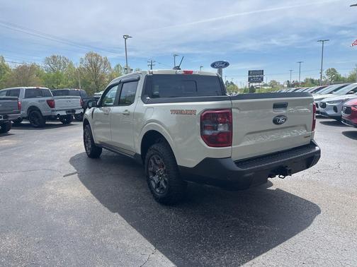 Desert Sand 2025 Ford Maverick Tremor
