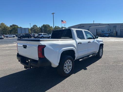 2025 Toyota Tacoma SR