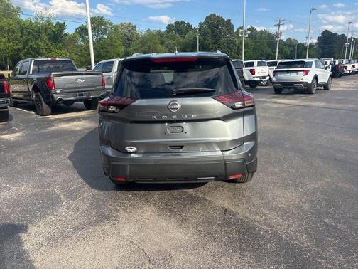 Gun Metallic 2025 Nissan Rogue SV