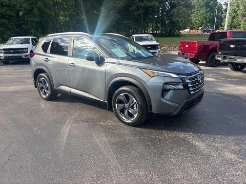 Gun Metallic 2025 Nissan Rogue SV