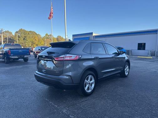 2024 Ford Edge SE