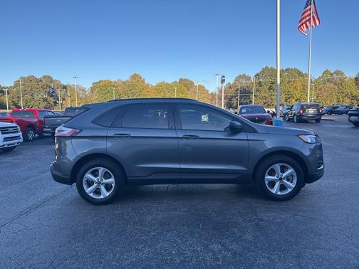 2024 Ford Edge SE