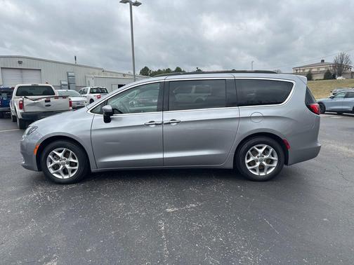 2018 Chrysler Pacifica Touring