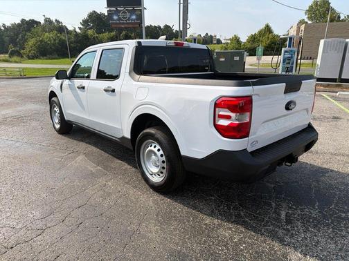 Oxford White 2026 Ford Maverick XL