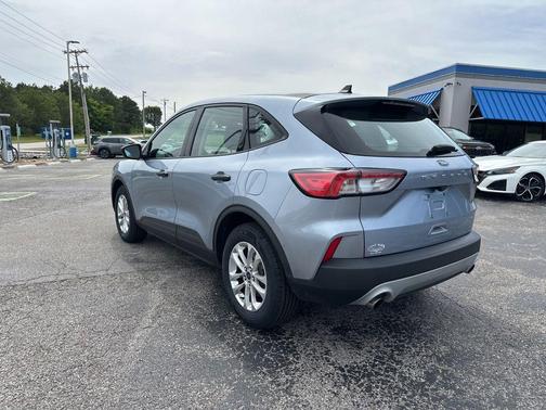 Iced Blue Silver Metallic 2022 Ford Escape S