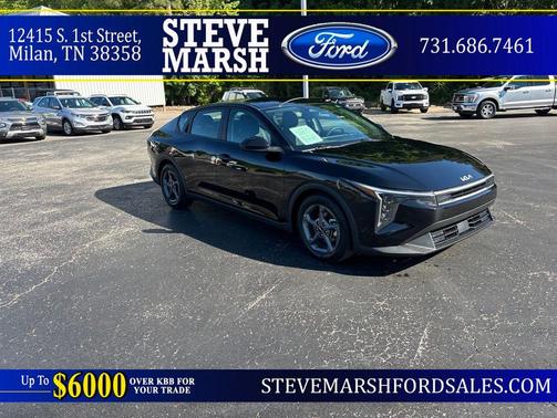 Aurora Black Pearl 2025 Kia K4 LXS