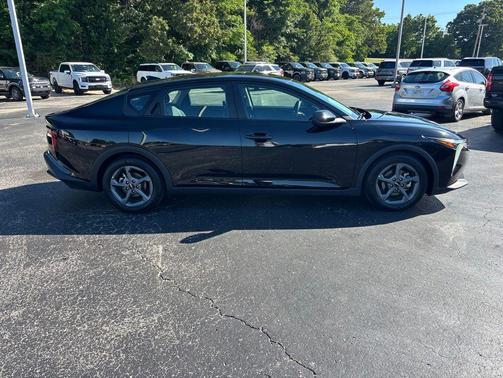 Aurora Black Pearl 2025 Kia K4 LXS