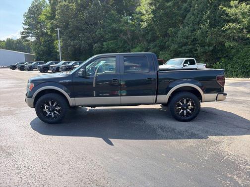 Black 2011 Ford F-150 Lariat