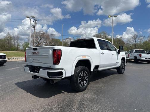 Summit White 2022 GMC Sierra 3500 AT4