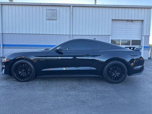 2022 Ford Mustang GT Premium