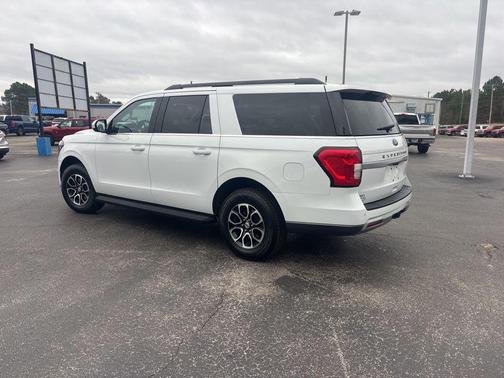 2024 Ford Expedition Max XLT