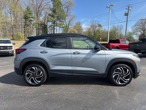 Sterling Gray Metallic 2025 Chevrolet Trailblazer RS