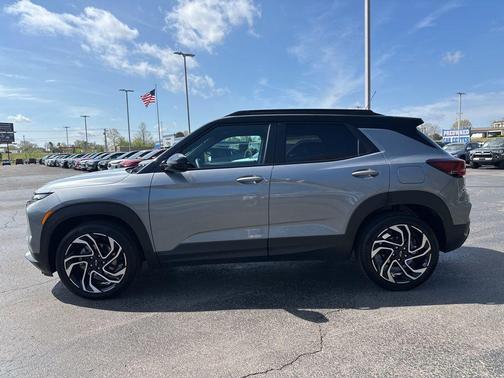 Sterling Gray Metallic 2025 Chevrolet Trailblazer RS