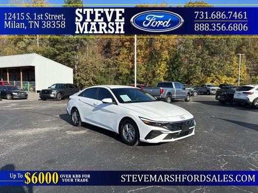 2025 Hyundai ELANTRA SE