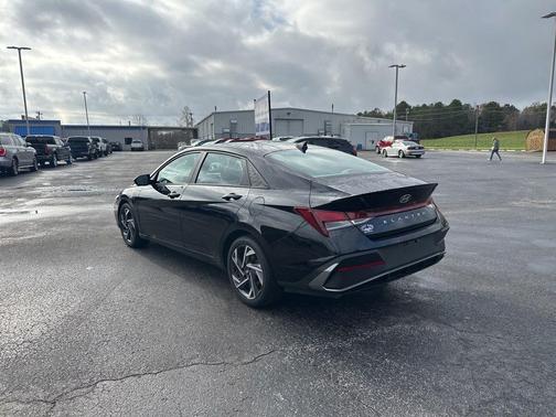 2025 Hyundai ELANTRA Sport