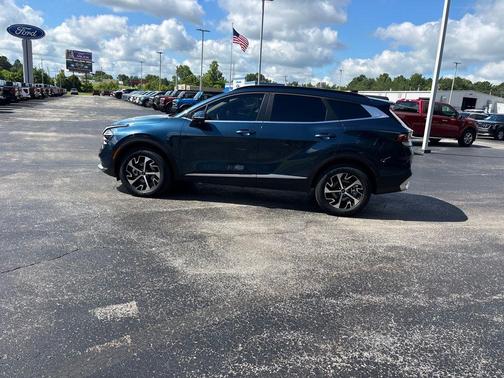 Vesta Blue 2025 Kia Sportage Hybrid EX