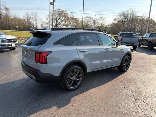 2023 Kia Sorento SX