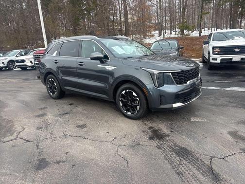 2024 Kia Sorento S