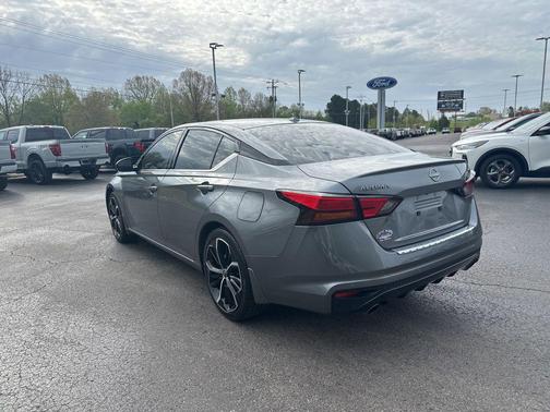 2023 Nissan Altima SR FWD