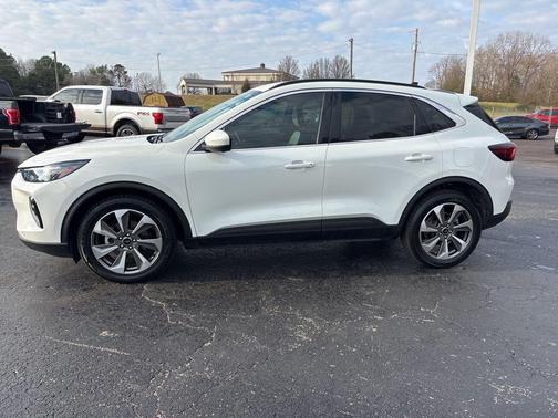 2023 Ford Escape Platinum