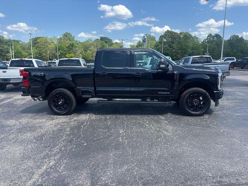 Agate Black Metallic 2026 Ford F-250 XLT