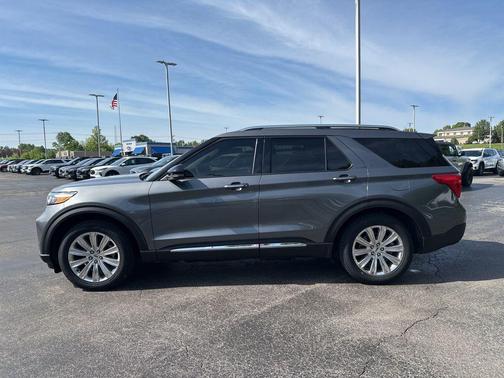 Carbonized Gray Metallic 2023 Ford Explorer Limited