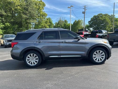 Carbonized Gray Metallic 2023 Ford Explorer Limited