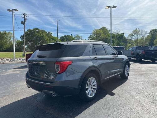 Carbonized Gray Metallic 2023 Ford Explorer Limited