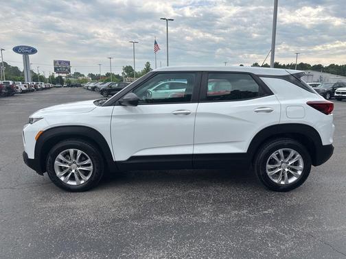 Summit White 2023 Chevrolet Trailblazer LS