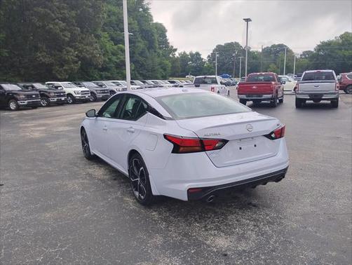2024 Nissan Altima SR FWD