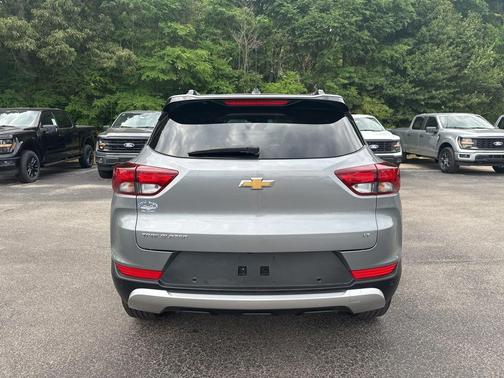Sterling Gray Metallic 2023 Chevrolet Trailblazer LT