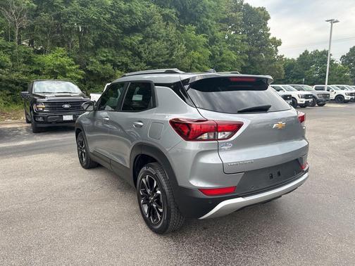 Sterling Gray Metallic 2023 Chevrolet Trailblazer LT