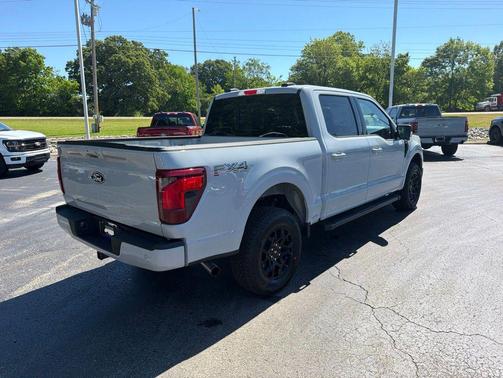 Avalanche 2026 Ford F-150 XLT
