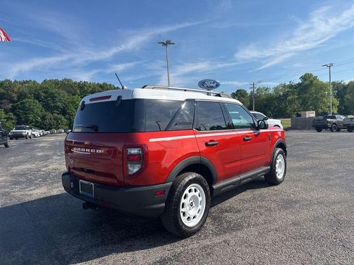 Hot Pepper Red Metallic Tinted Clearcoat 2024 Ford Bronco Sport Heritage