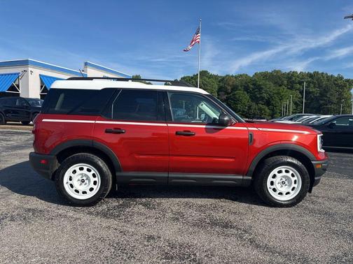 Hot Pepper Red Metallic Tinted Clearcoat 2024 Ford Bronco Sport Heritage