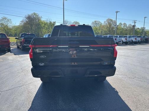 Agate Black Metallic 2022 Ford F-150 Lightning Platinum