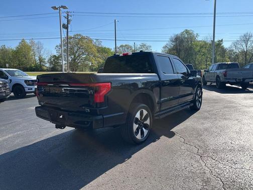 Agate Black Metallic 2022 Ford F-150 Lightning Platinum