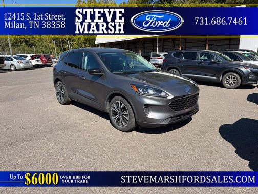 Carbonized Gray Metallic 2022 Ford Escape SE